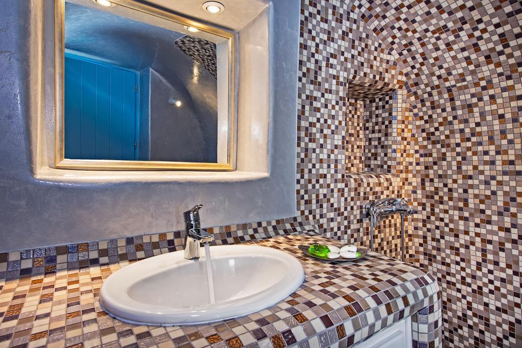 Ananda Suites Имеровигли Номер фото